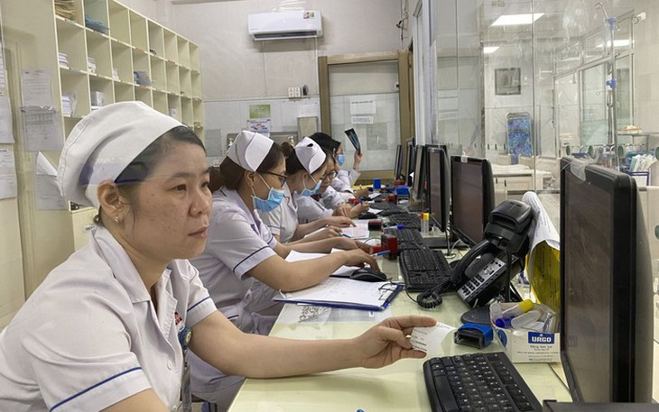 Khi bệnh viện triển khai hồ sơ bệnh án điện tử, bệnh án giấy có còn được sử dụng hay không?- Ảnh 3. Khi bệnh viện triển khai hồ sơ bệnh án điện tử, bệnh án giấy có còn được sử dụng hay không?- Ảnh 3.