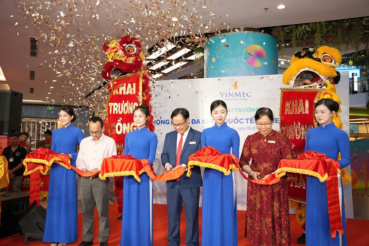 Kế cận 2 sân bay, trung tâm TPHCM mới: Vinhomes Grand Park 'cất cánh' cùng sóng đầu tư phía Đông- Ảnh 1.