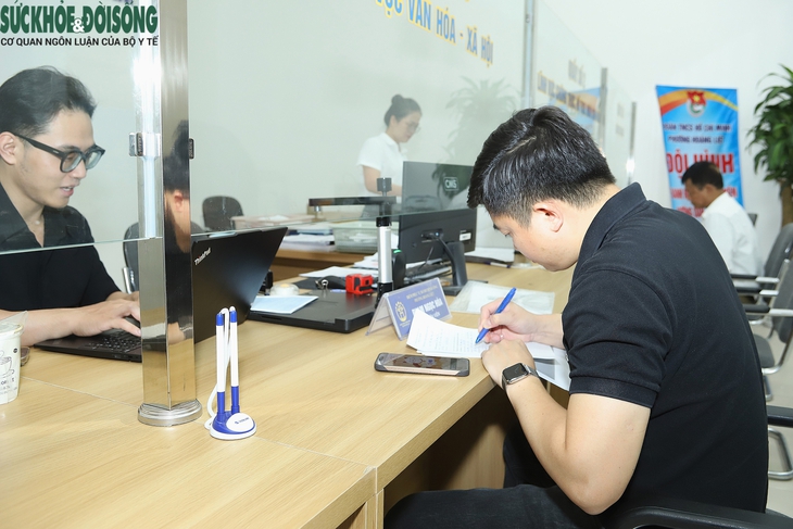Một tuần sau khi chuyển sang chính quyền hai cấp, các phường Hà Nội vận hành ra sao?- Ảnh 4. Một tuần sau khi chuyển sang chính quyền hai cấp, các phường Hà Nội vận hành ra sao?- Ảnh 4.