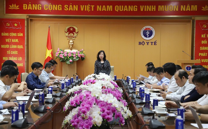 Bộ trưởng Đào Hồng Lan: Các đơn vị của ngành phải vào cuộc nghiêm túc thực hiện chuyển đổi số y tế