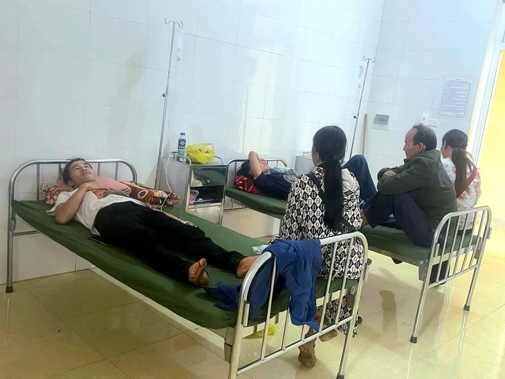 Ăn nhầm nấm lạ, 2 người dân ở Nghệ An suýt mất mạng- Ảnh 1.