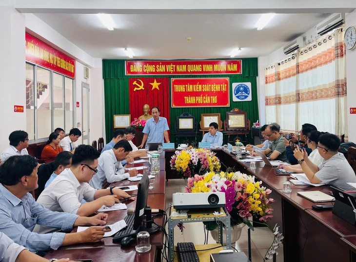 Bộ Y tế kiểm tra công tác phòng chống sốt xuất huyết tại TP Cần Thơ- Ảnh 1.