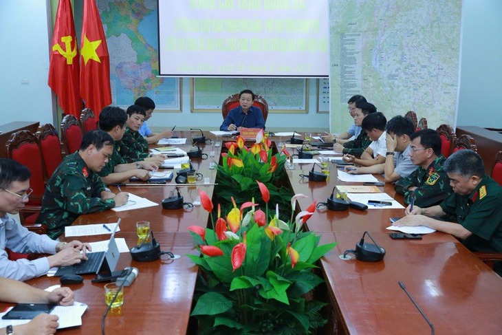 Mưa lũ ở Điện Biên: Phó Thủ tướng trực tiếp có mặt chỉ đạo công tác cứu hộ, khắc phục hậu quả- Ảnh 1.