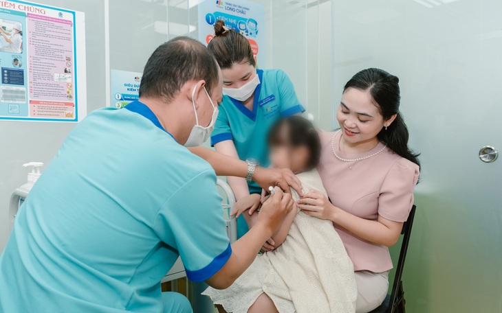 Đừng nhầm với cảm cúm: những triệu chứng cảnh báo bệnh não mô cầu