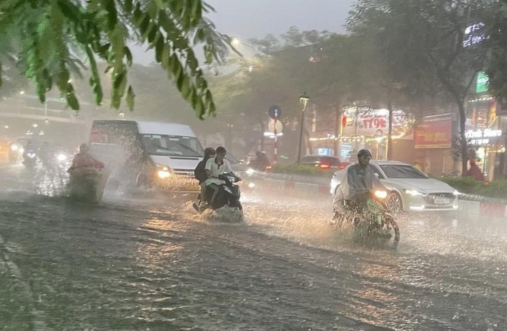 Hà Nội có thể xuất hiện mưa dông vào chiều nay- Ảnh 2.