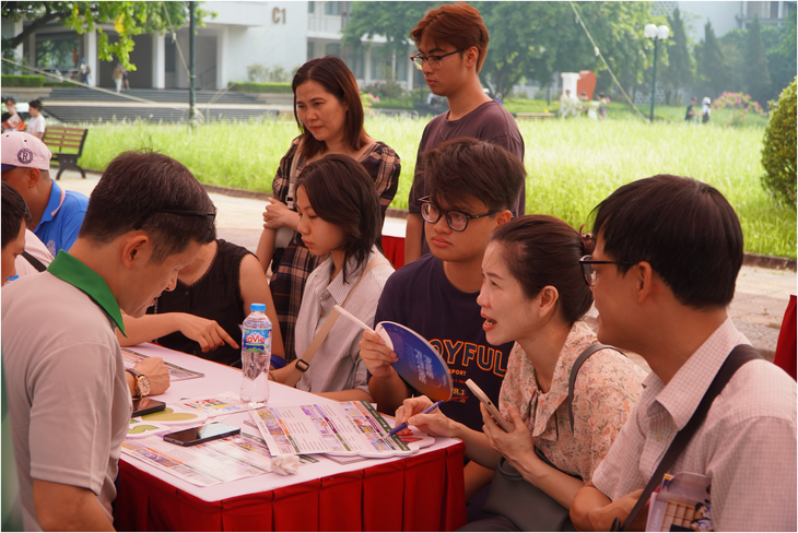 Lịch công bố điểm chuẩn đại học 2025: Hàng loạt trường dự kiến công bố sớm- Ảnh 1.
