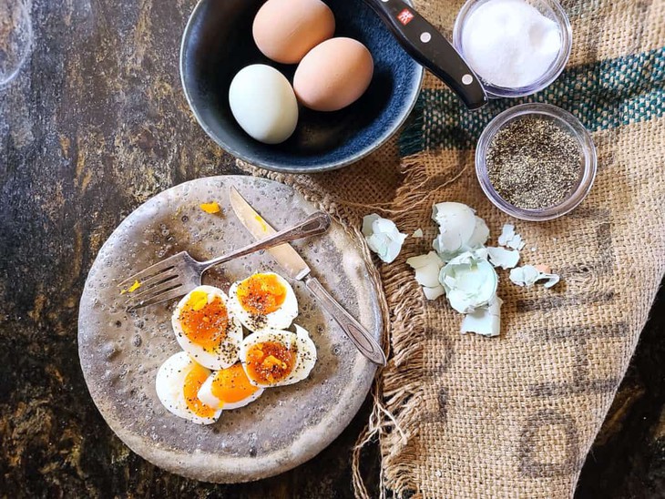 Trứng luộc, trứng ốp hay trứng hấp, cách chế biến nào tốt nhất khi muốn giảm cân- Ảnh 1.