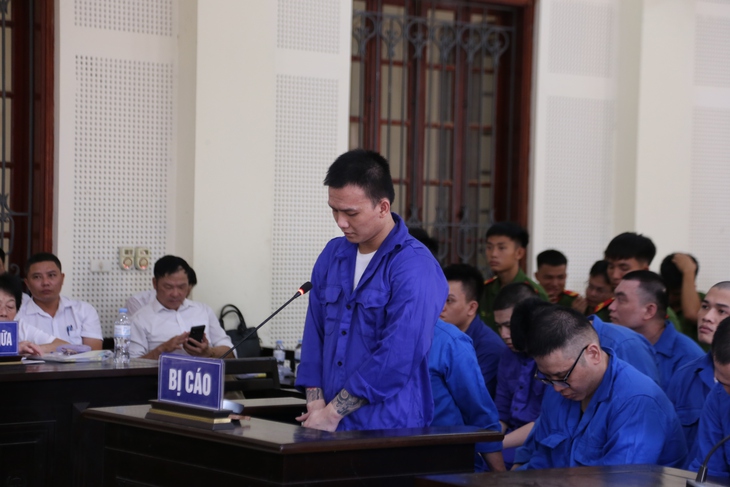 37 bị cáo lĩnh án trong vụ lừa đảo xuyên biên giới
- Ảnh 1.