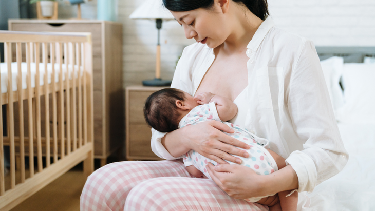 Mẹ nhiễm HIV có nên cho con bú hay không?- Ảnh 1.