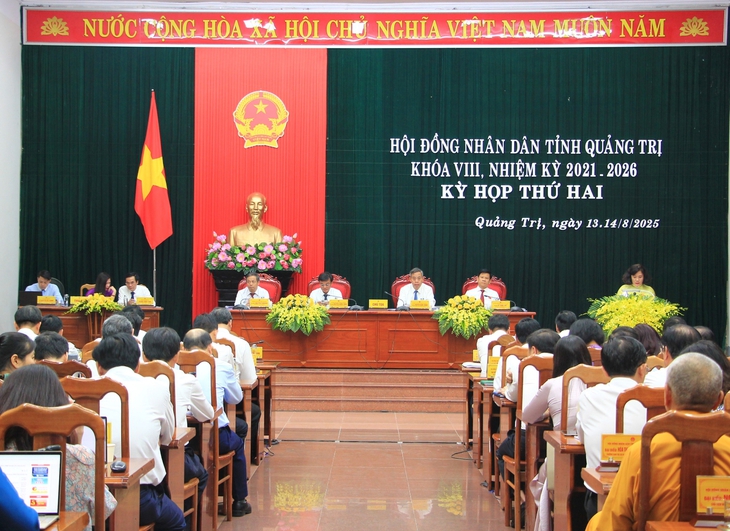 Quảng Trị chốt phương án hỗ trợ cán bộ chuyển địa điểm công tác chưa được bố trí nhà công vụ- Ảnh 1. Quảng Trị chốt phương án hỗ trợ cán bộ chuyển địa điểm công tác chưa được bố trí nhà công vụ- Ảnh 1.
