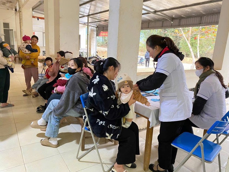 Điểm sáng trong công tác tiêm chủng tại xã Nà Hang, tỉnh Tuyên Quang- Ảnh 3. Điểm sáng trong công tác tiêm chủng tại xã Nà Hang, tỉnh Tuyên Quang- Ảnh 3.