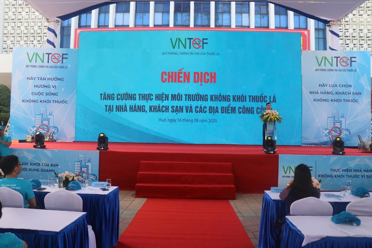 Tăng cường thực hiện môi trường không khói thuốc lá tại nhà hàng, khách sạn và địa điểm công cộng- Ảnh 1. Tăng cường thực hiện môi trường không khói thuốc lá tại nhà hàng, khách sạn và địa điểm công cộng- Ảnh 1.
