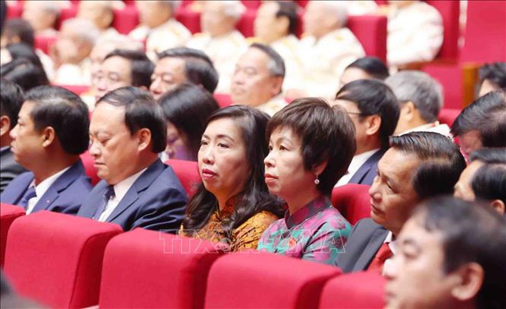 Lễ kỷ niệm 80 năm Ngày truyền thống Công an nhân dân và đón nhận Huân chương Sao Vàng lần thứ 5- Ảnh 9.