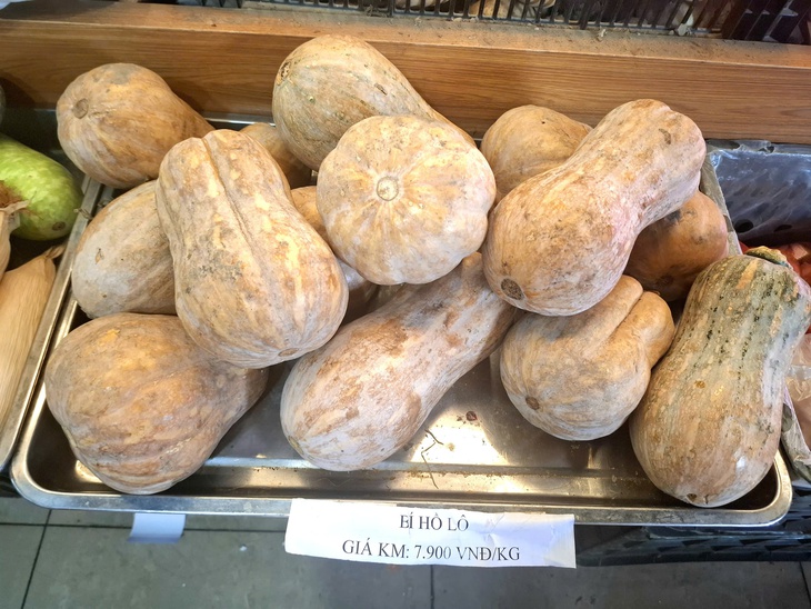 Bí đỏ giá siêu rẻ, nhiều người mua về tích trữ, nấu món vừa ngon lại bổ- Ảnh 2.