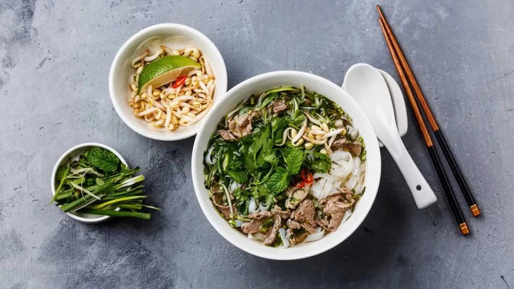 Ăn cơm có béo hơn ăn bún, phở?- Ảnh 1.