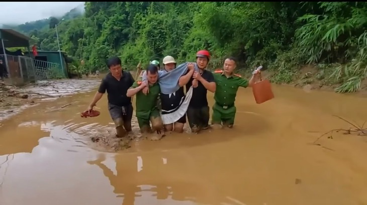 80 năm Công an nhân dân Việt Nam với sự nghiệp xây dựng và phát triển kinh tế - xã hội của đất nước- Ảnh 4.
