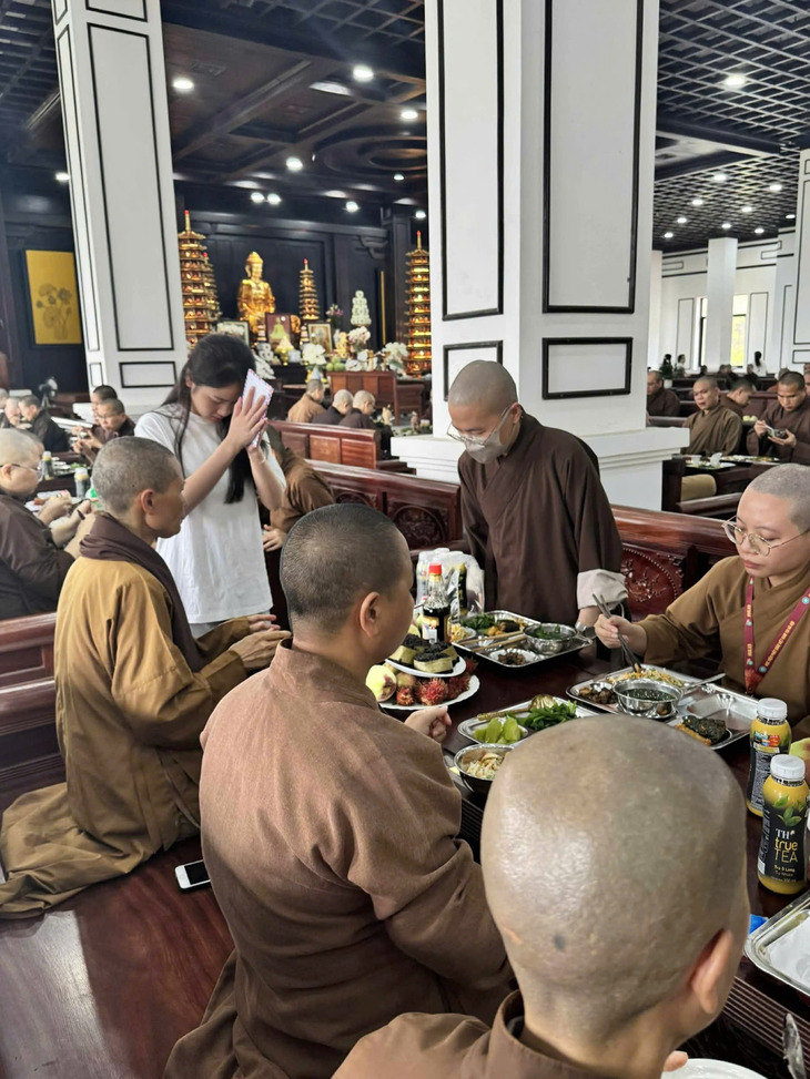 Cô nàng GenZ với trái tim luôn hướng đến thiện nguyện- Ảnh 4. Cô nàng GenZ với trái tim luôn hướng đến thiện nguyện- Ảnh 4.