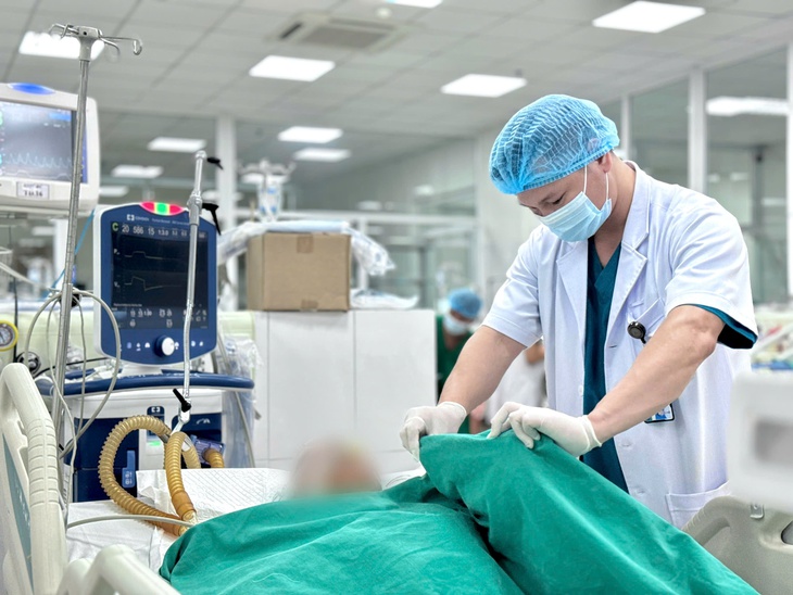 Vi phẫu 'thần tốc' cứu sống bệnh nhân vỡ phình động mạch não- Ảnh 3.
