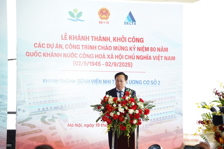 Thêm 300 giường bệnh nhi khoa vào hoạt động, góp phần xây dựng hệ thống y tế công bằng, vì sức khỏe trẻ em Việt Nam- Ảnh 1. Thêm 300 giường bệnh nhi khoa vào hoạt động, góp phần xây dựng hệ thống y tế công bằng, vì sức khỏe trẻ em Việt Nam- Ảnh 1.