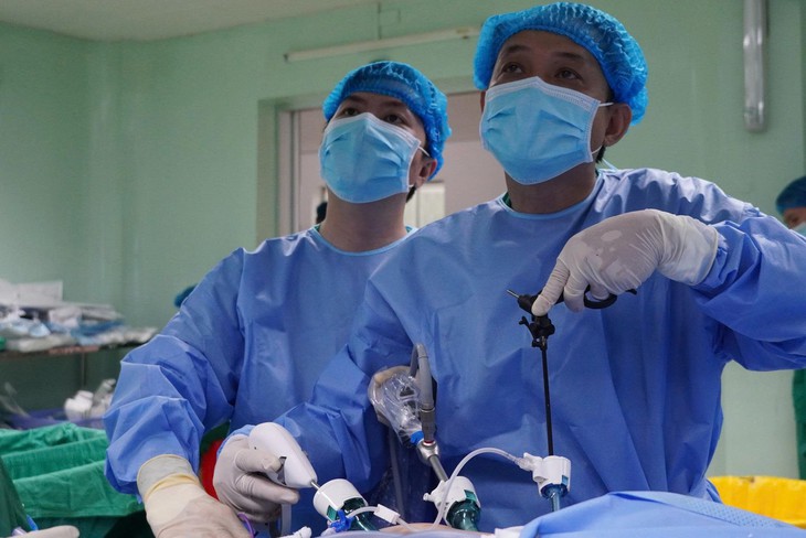 Một quả thận - hai cuộc đời: Người mẹ âm thầm trao lại sự sống cho con- Ảnh 1.