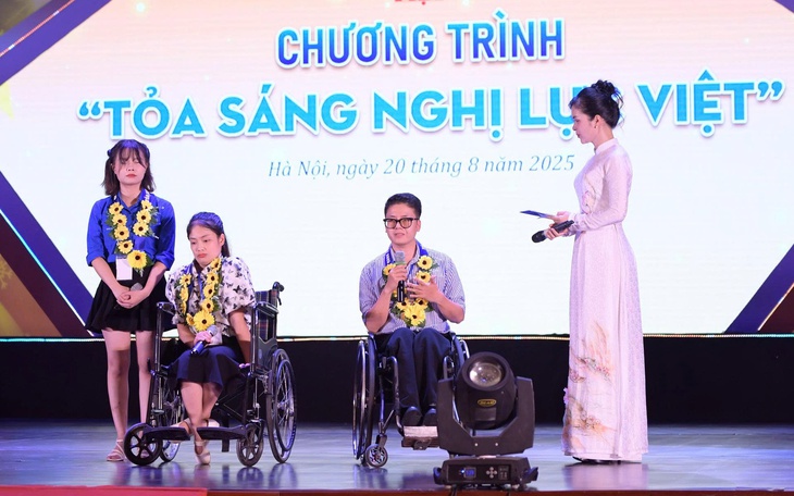 Hành trình đặc biệt của em bé mồ côi vươn lên thành cô giáo- Ảnh 4.