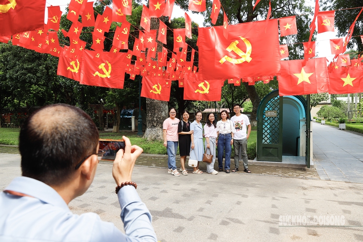 Khám phá hầm Cơ yếu dưới lòng đất Hoàng thành Thăng Long- Ảnh 1.