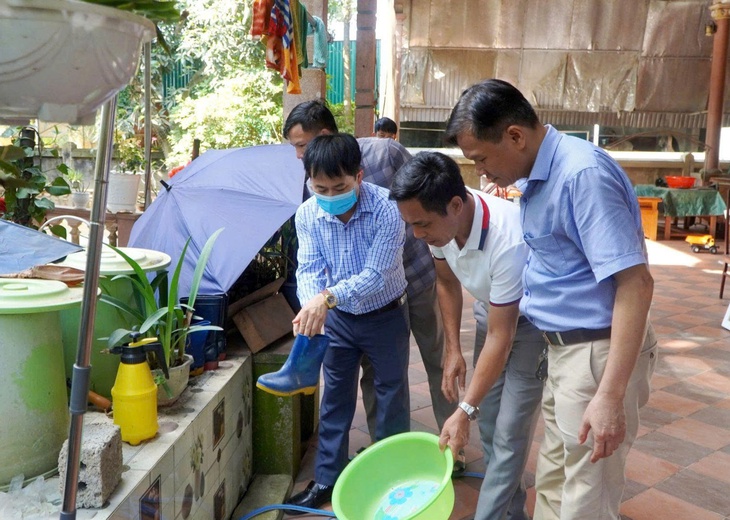 Dịch sốt xuất huyết tăng, Hà Tĩnh khẩn cấp phòng chống- Ảnh 2. Dịch sốt xuất huyết tăng, Hà Tĩnh khẩn cấp phòng chống- Ảnh 2.