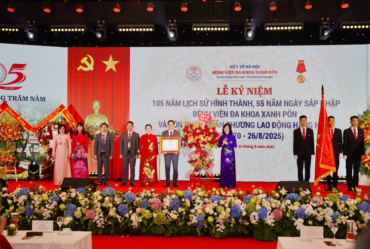 Xây dựng BVĐK Xanh Pôn thành một trong những trung tâm y khoa hàng đầu Đông Nam Á- Ảnh 1. Xây dựng BVĐK Xanh Pôn thành một trong những trung tâm y khoa hàng đầu Đông Nam Á- Ảnh 1.