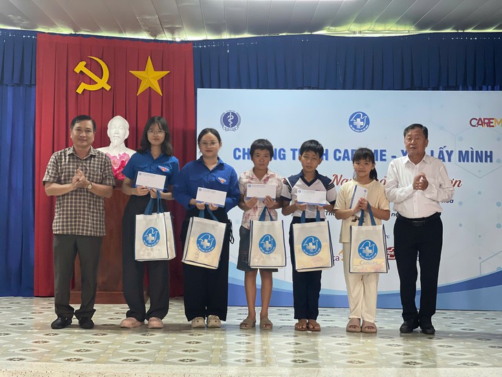 Hơn 1.200 người dân ở Cần Thơ được khám sàng lọc bệnh qua AI- Ảnh 7.