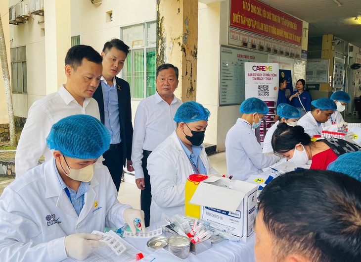 Hơn 1.200 người dân ở Cần Thơ được khám sàng lọc bệnh qua AI- Ảnh 1.