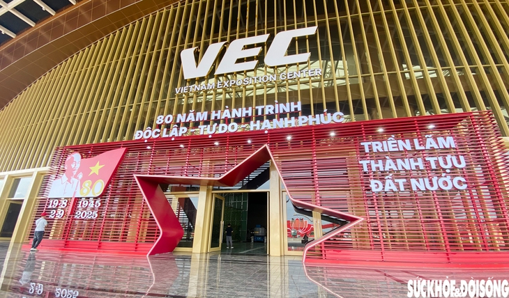 Bổ sung khu trưng bày máy móc, trang thiết bị đặc sắc tại Triển lãm thành tựu đất nước- Ảnh 1. Bổ sung khu trưng bày máy móc, trang thiết bị đặc sắc tại Triển lãm thành tựu đất nước- Ảnh 1.