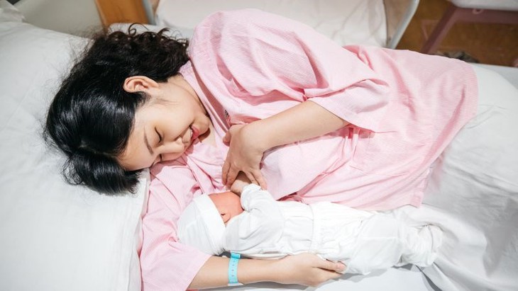 Thành phần dinh dưỡng chính có trong sữa mẹ- Ảnh 3.