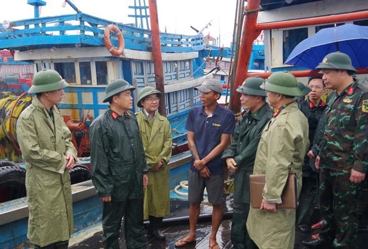 Hơn 186.000 người sẵn sàng ứng phó bão số 5- Ảnh 1.