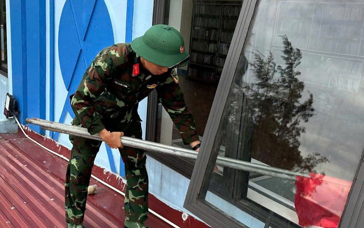 Thủ tướng yêu cầu quyết liệt ứng phó bão số 5 với tinh thần chủ động cao nhất