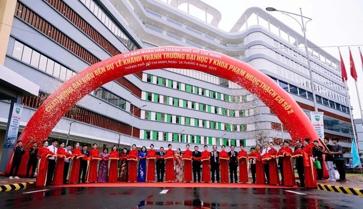 Trường y khoa nghìn tỷ ở TPHCM chính thức đi vào hoạt động- Ảnh 1.