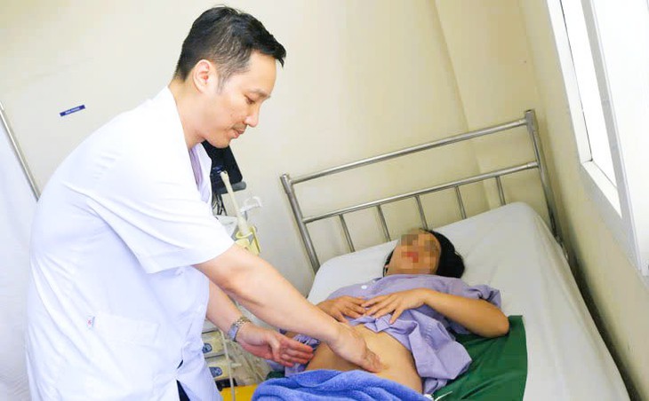 Người phụ nữ Quảng Ninh phát hiện 19 khối u xơ trong tử cung- Ảnh 1.