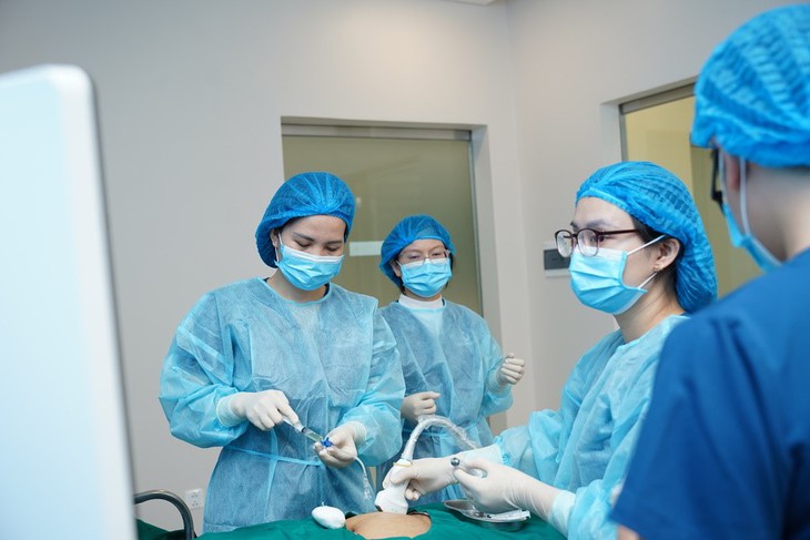 Chọc ối: Chẩn đoán 'vàng' phát hiện sớm các bất thường di truyền ở thai nhi- Ảnh 1. Chọc ối: Chẩn đoán 'vàng' phát hiện sớm các bất thường di truyền ở thai nhi- Ảnh 1.