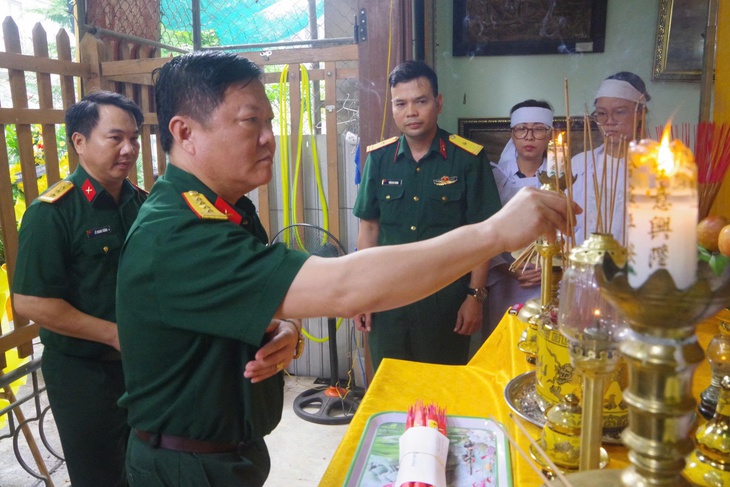 Chiến sĩ trẻ nén nỗi đau mất cha, quyết tâm hoàn thành nhiệm vụ A80- Ảnh 1.