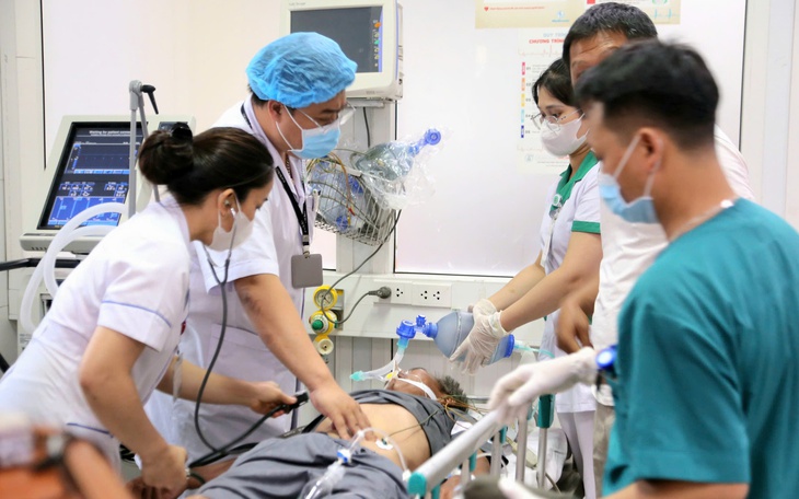 Người phụ nữ cho người lạ ở miễn phí chờ xem diễu binh, diễu hành: 'Tôi vẫn luôn sẵn sàng mở cửa đón chào'- Ảnh 4.