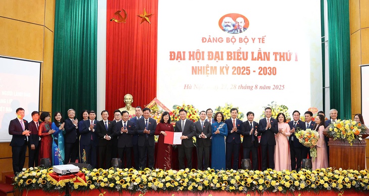 Danh sách Ban Chấp hành Đảng bộ Bộ Y tế nhiệm kỳ 2025 - 2030: Bộ trưởng Đào Hồng Lan được chỉ định giữ chức Bí thư Đảng ủy- Ảnh 1. Danh sách Ban Chấp hành Đảng bộ Bộ Y tế nhiệm kỳ 2025 - 2030: Bộ trưởng Đào Hồng Lan được chỉ định giữ chức Bí thư Đảng ủy- Ảnh 1.