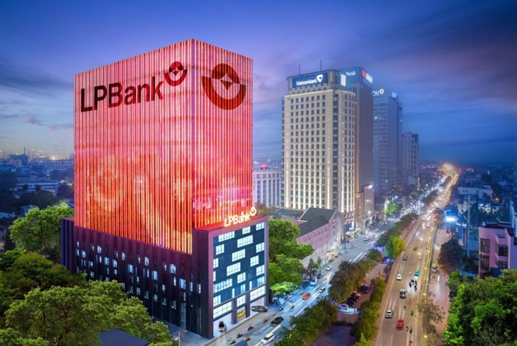 LPBank hoàn tất phát hành 2.000 tỷ đồng trái phiếu- Ảnh 1. LPBank hoàn tất phát hành 2.000 tỷ đồng trái phiếu- Ảnh 1.