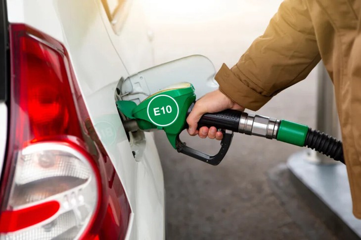 Xăng E10 tương thích với hầu hết các loại xe, tính năng kỹ thuật tương đương xăng khoáng- Ảnh 2. Xăng E10 tương thích với hầu hết các loại xe, tính năng kỹ thuật tương đương xăng khoáng- Ảnh 2.