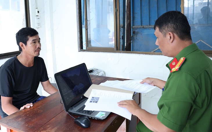Điều xe ôm vào nơi vắng rồi đâm trọng thương để cướp xe