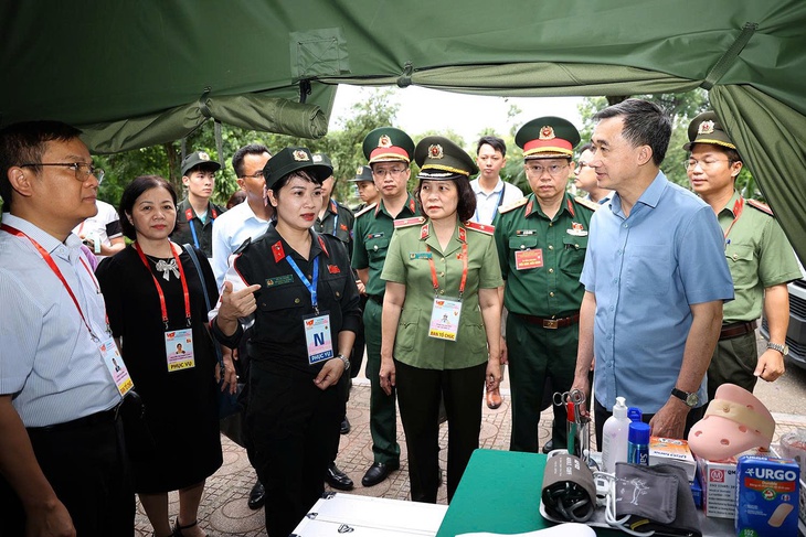 Thứ trưởng Trần Văn Thuấn kiểm tra công tác đảm bảo y tế phục vụ sự kiện A80- Ảnh 1.