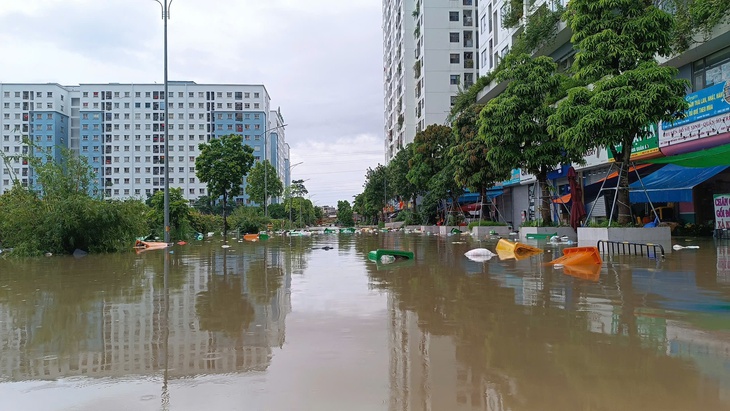 Cảnh báo mưa rất lớn kèm lốc sét, mưa đá ở nhiều khu vực- Ảnh 2.