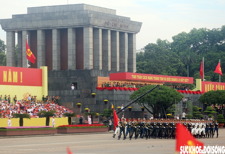 Ngắm trọn 4 khối quân đội Trung Quốc, Nga, Lào, Campuchia tham gia diễu binh, diễu hành- Ảnh 1.