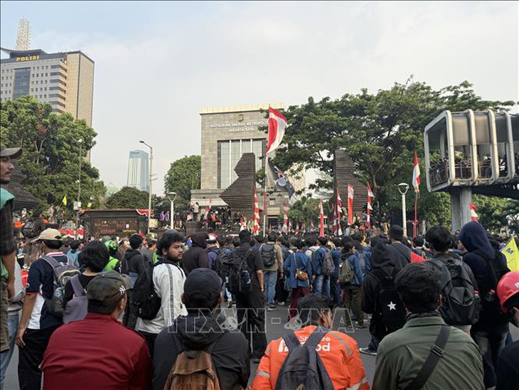 Tổng thống Indonesia công bố các biện pháp xoa dịu căng thẳng chính trị- Ảnh 1.