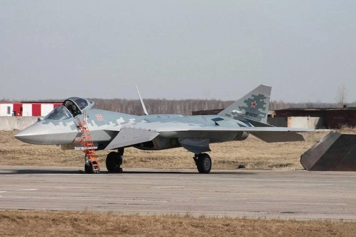 Nga trang bị 'siêu vũ khí' biến Su-57 thành tiêm kích có tầm tấn công xa nhất thế giới- Ảnh 1. Nga trang bị 'siêu vũ khí' biến Su-57 thành tiêm kích có tầm tấn công xa nhất thế giới- Ảnh 1.