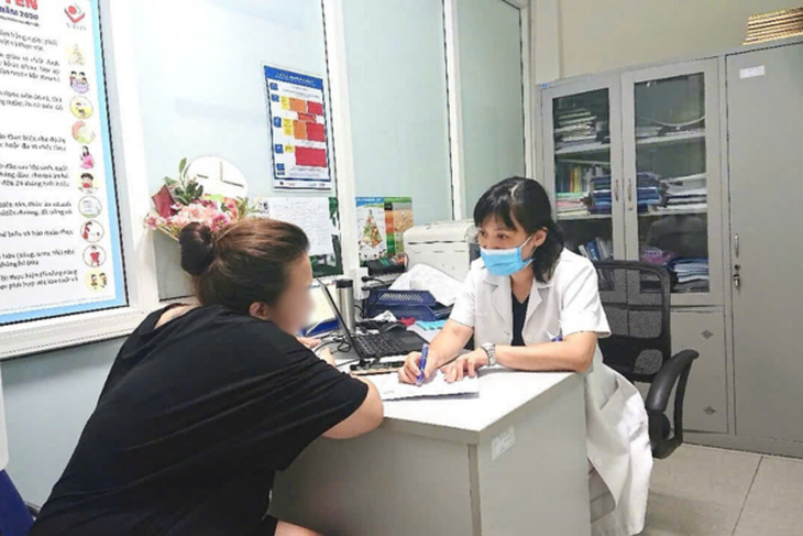 Thói quen ăn đêm khi mang thai có ảnh hưởng đến thai nhi không?- Ảnh 1.