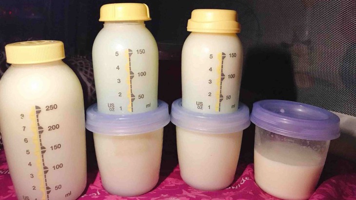 Vì sao sữa mẹ là ‘thuốc miễn dịch’ cho trẻ dưới 6 tháng?- Ảnh 1.